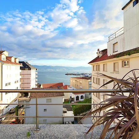 Galihost - Cesteiros アパート *